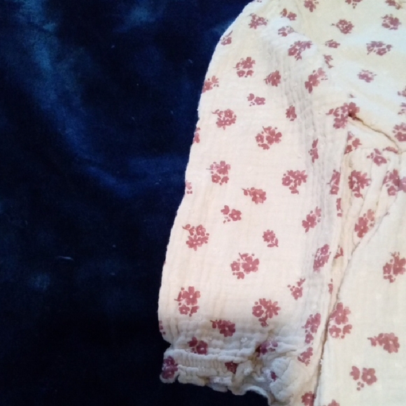 Nicole Miller Cream and Red Floral Kids Dress - Picture 4 of 8